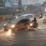 Hati-hati! Kenali Bahayanya Hydroplaning saat Musim Hujan