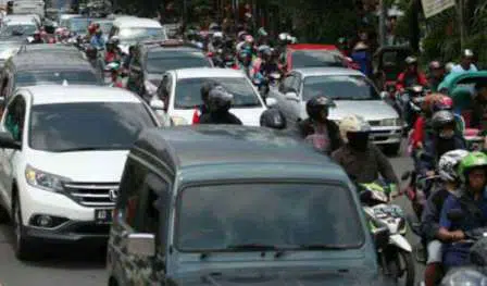 Saat Macet Amalkan 5 Zikir Ini