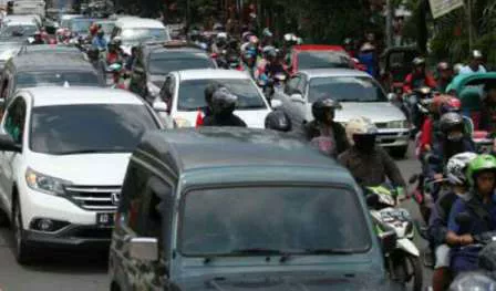 Saat Macet Amalkan 5 Zikir Ini