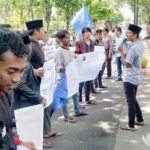 Mahasiswa Demo Tolak Fattah Yasin Jadi Kepala Bakorwil Pamekasan