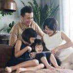 Ini 9 Tren Parenting untuk Orang Tua Milenial 2020