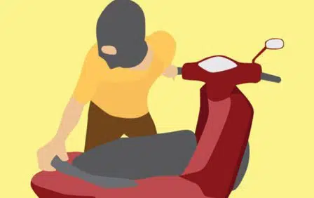 Pura-pura Beli Es Degan dan Roti Bakar, Bawa Kabur Motor Warga Sampang