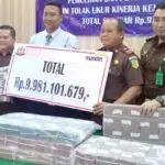 Kasus Tebu, Kejari Sampang Kembalikan Uang Korupsi Rp 9,9 Miliar ke Kas Negara