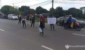 Aktivis Mahasiswa Tuntut Pemerintah Sikapi Jaminan Kesehatan Pekerja Perusahaan Rokok