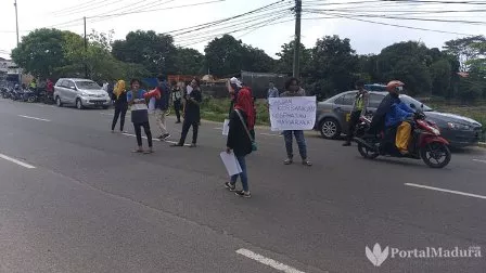 Aktivis Mahasiswa Tuntut Pemerintah Sikapi Jaminan Kesehatan Pekerja Perusahaan Rokok