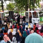Hibur Anak-anak dengan Dongeng di Taman Potre Koneng