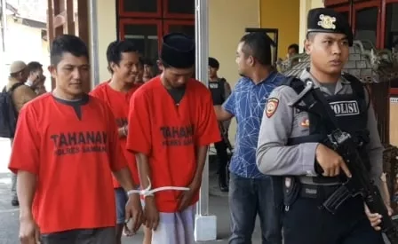 Polisi Sampang Ringkus Enam Tersangka Pengedar Sabu