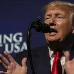Trump: AS Akan Serang 52 Situs Vital Iran Jika Iran Balas Dendam