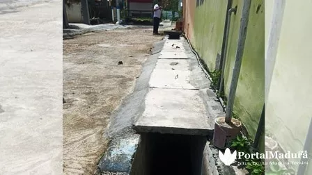 Warga Protes Kegiatan ADK, Tutup Saluran Air Retak-retak