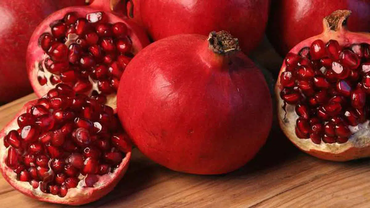 10 Manfaat Buah Delima bagi Kesehatan