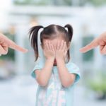 Inilah 4 Dampak saat Membentak Anak di Depan Umum