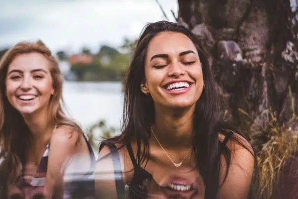 Lakukanlah 5 Cara agar Anda Lebih Bahagia