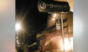 Semalam, Toko Basmalah Karang Penang Sampang Ludes Terbakar