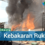 Delapan Ruko Hangus Terbakar di Sampang