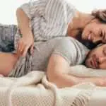 6 Cara Foreplay agar Pasangan Anda Makin Bergairah