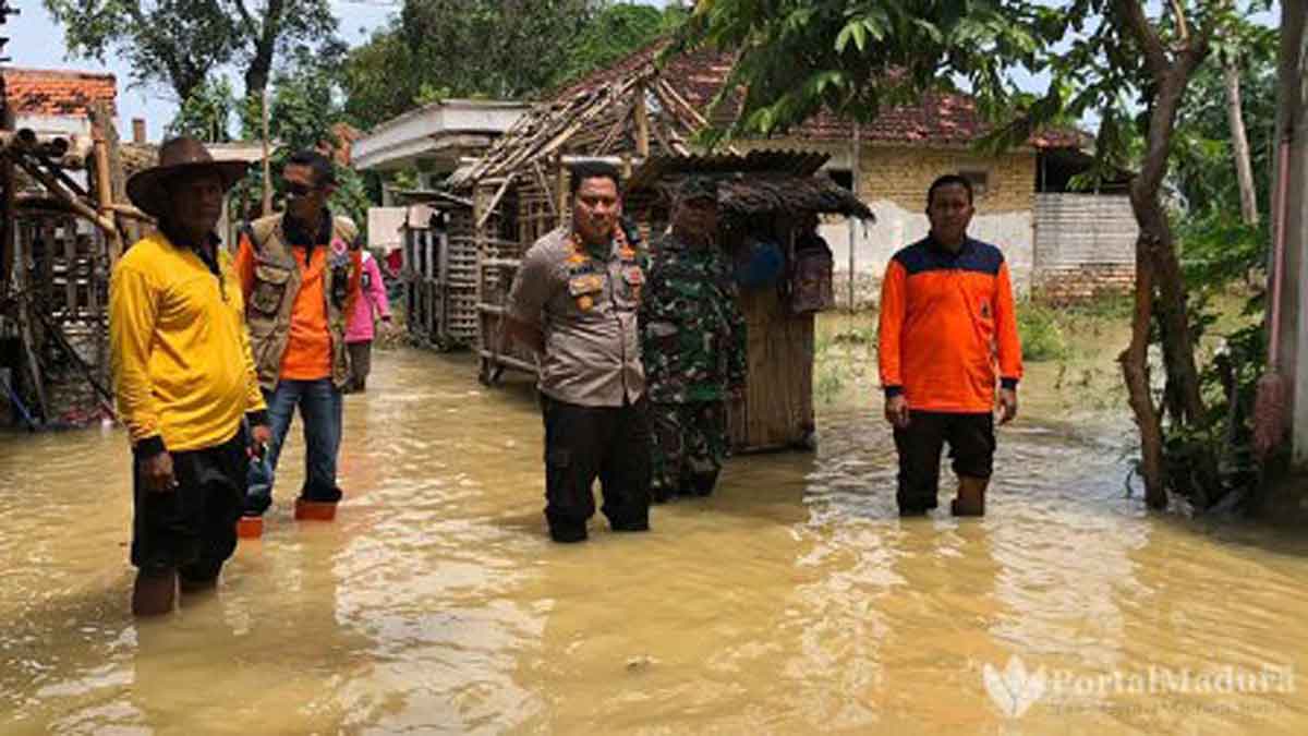 180 KK Terendam Banjir di Arosbaya
