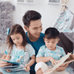 Punya Anak Kembar, Ini 4 Cara Mendidiknya