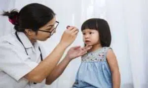 3 Cara Cerdas Jaga Kesehatan Mata Si Kecil