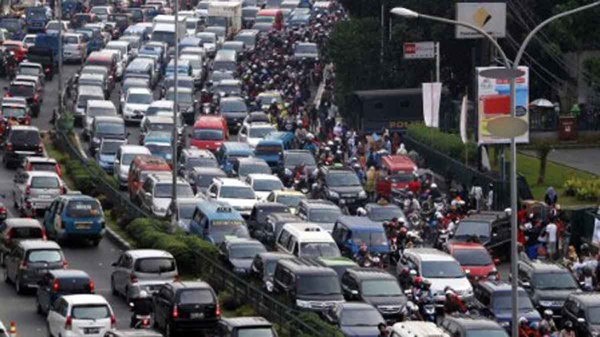 4 Cara Jitu Agar Tak Terjebak Macet