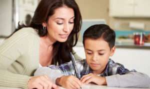 4 Manfaat Luar Biasa Temani Anak Belajar