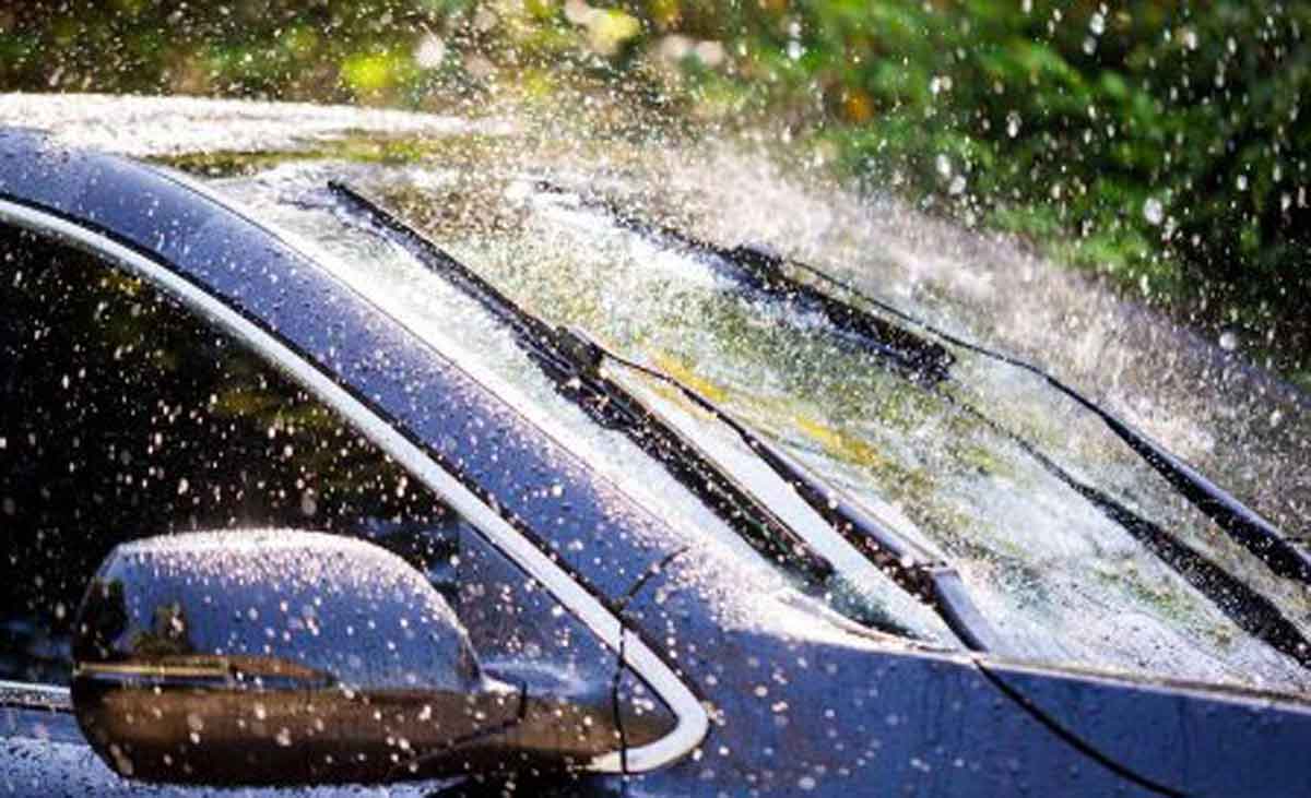 5 Problem Wiper yang Sering Terjadi dan Cara Atasinya