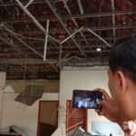 Atap Ruang Kerja DKP Sampang Ambruk