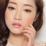 Begini 3 Cara Gunakan Lip Tint sebagai Pengganti Blush-On