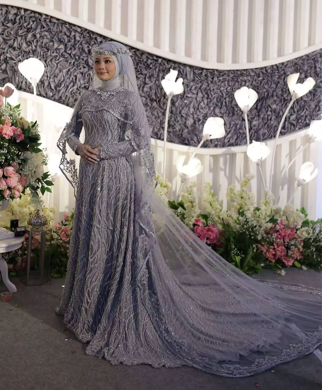 Contoh Model kebaya modern hijab 2020