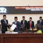 Paripurna Raperda, DPRD Sampang Tetapkan Pansus I dan II