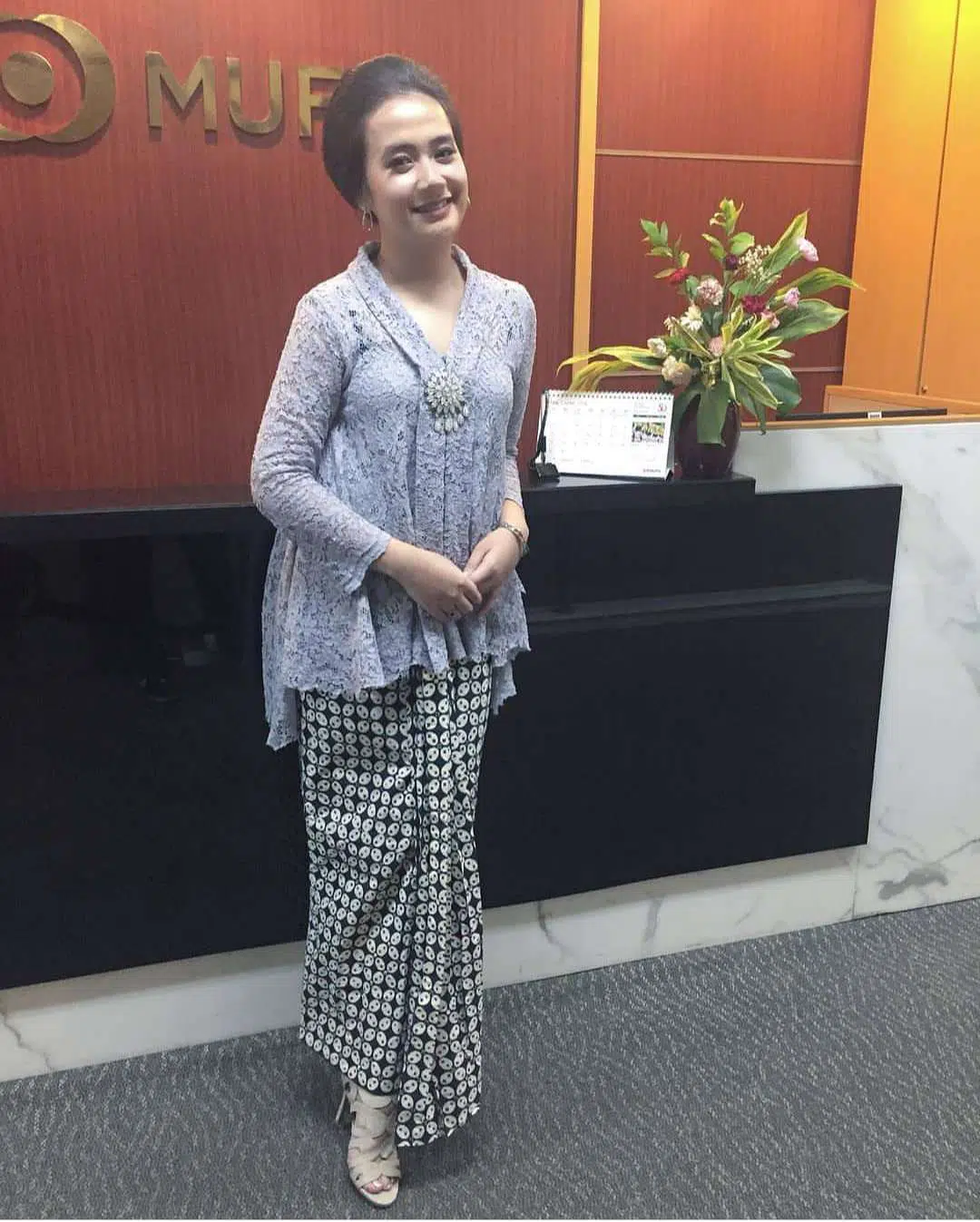Desain Model Kebaya kekinian