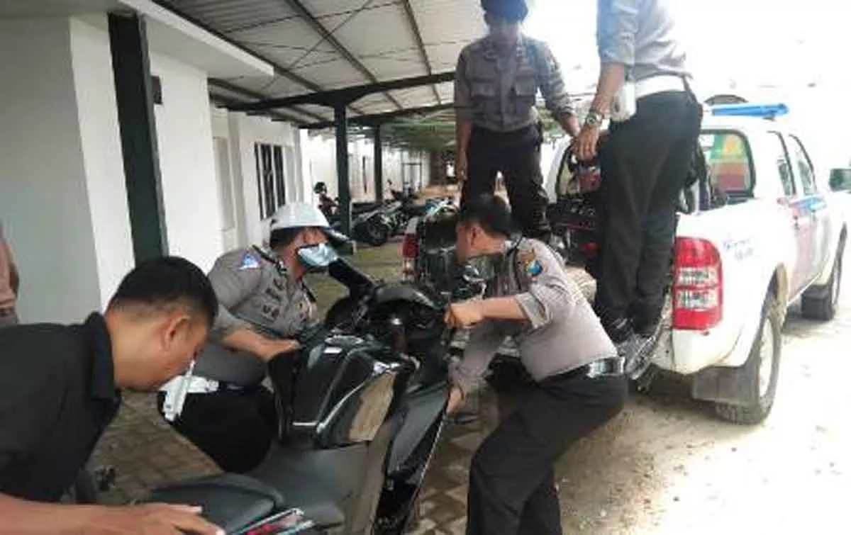 Kecelakaan Karambol Libatkan Empat Motor, Korban Dilarikan ke RSI Kalianget