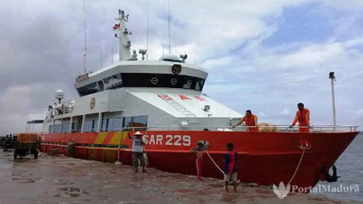 Perahu Surgaku Angkut Rombongan Pengantin Hilang di Perairan Kepulauan Sumenep