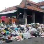 Bangkalan Darurat Sampah, 200 Ton Tertahan di TPS dan Berserakan di Wilayah Kota