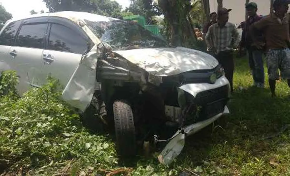 Mobil Vs Motor, Dua Tewas di TKP