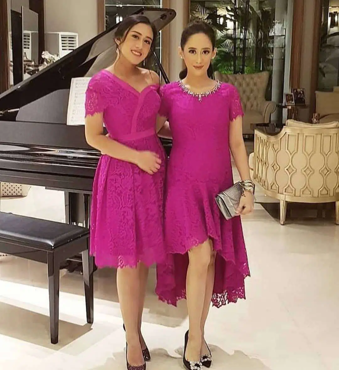 Model Kebaya ungu 2020