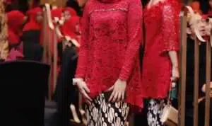 Model kebaya modern hijab kombinasi