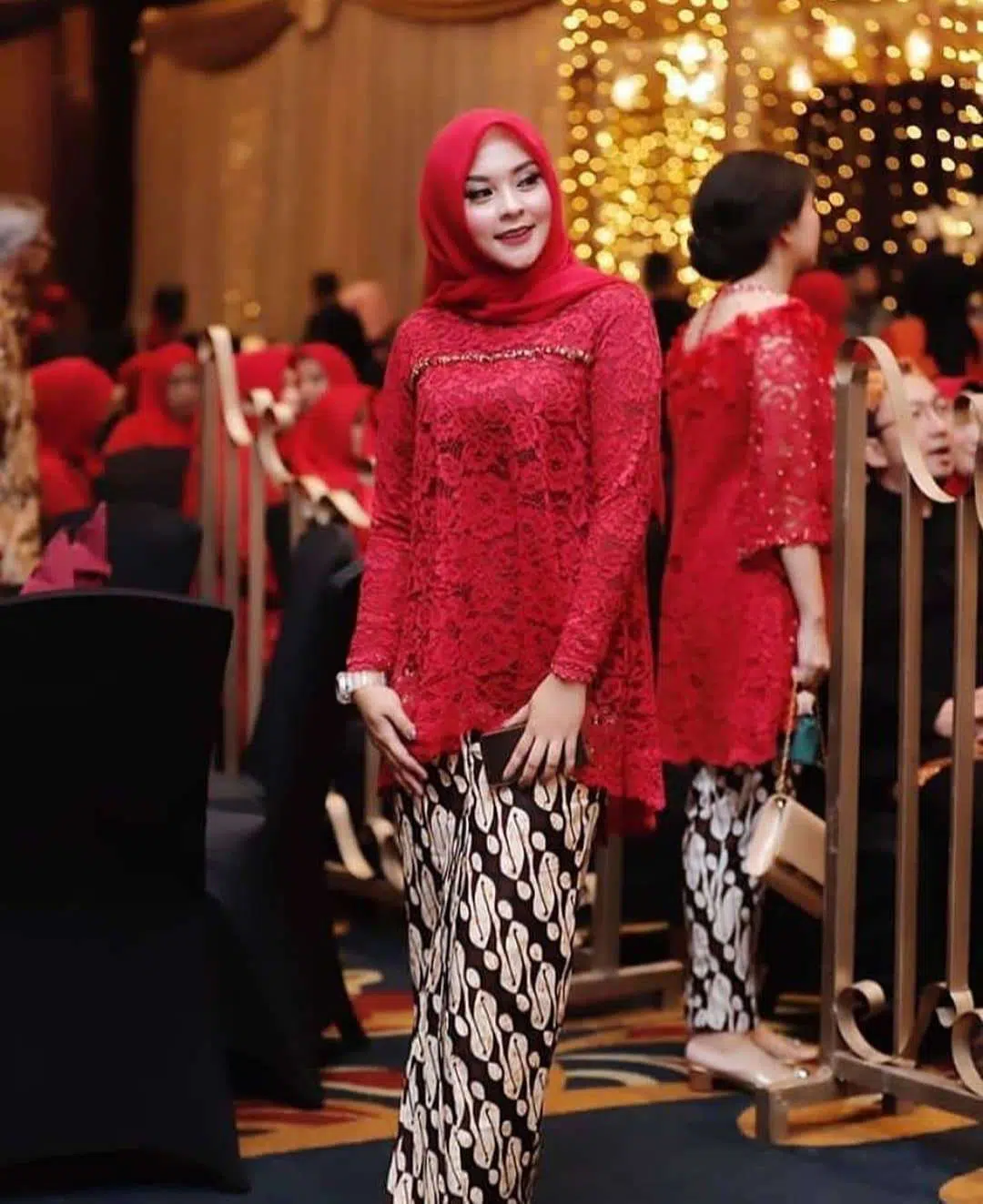 Model kebaya modern hijab kombinasi