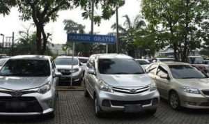 Pengemudi Pemula, Lakukan 4 Cara Ini Agar Lancar Parkirkan Mobil