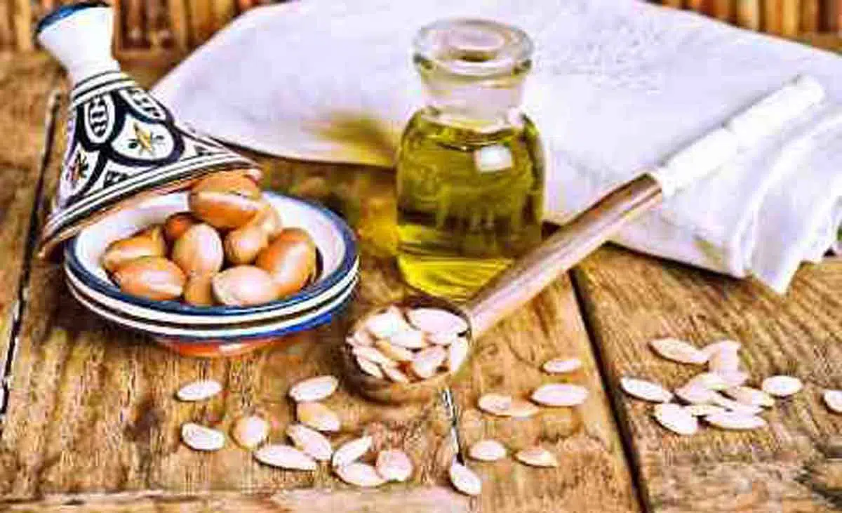 Rajin Oleskan Argan Oil di Malam Hari Bisa Cegah Kerutan di Wajah