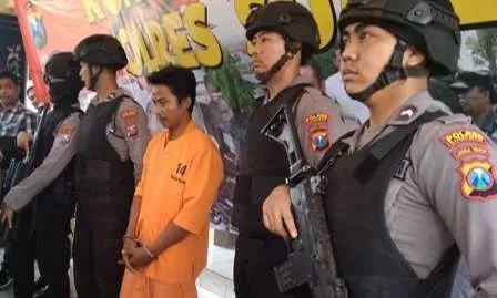 Memalak dan Paksa Muda-mudi ‘Wik Wik’, Preman Batuputih Ditangkap Polisi Sumenep