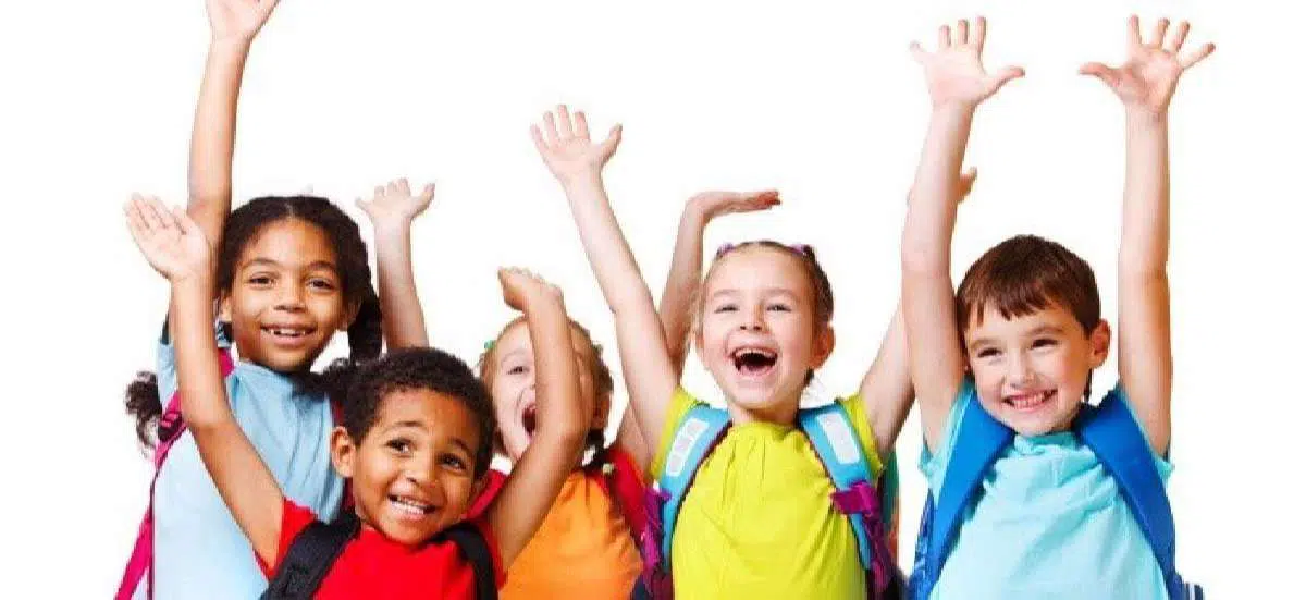 4 Cara Melatih Anak agar Lebih Percaya Diri
