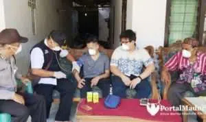 Tim Surveilans Sumenep Periksa Kesehatan Siswa SMA China asal Batuputih Laok