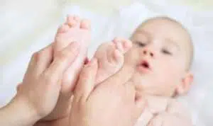 Benarkah Memijat Bayi Memiliki Banyak Manfaat? Cek Disini
