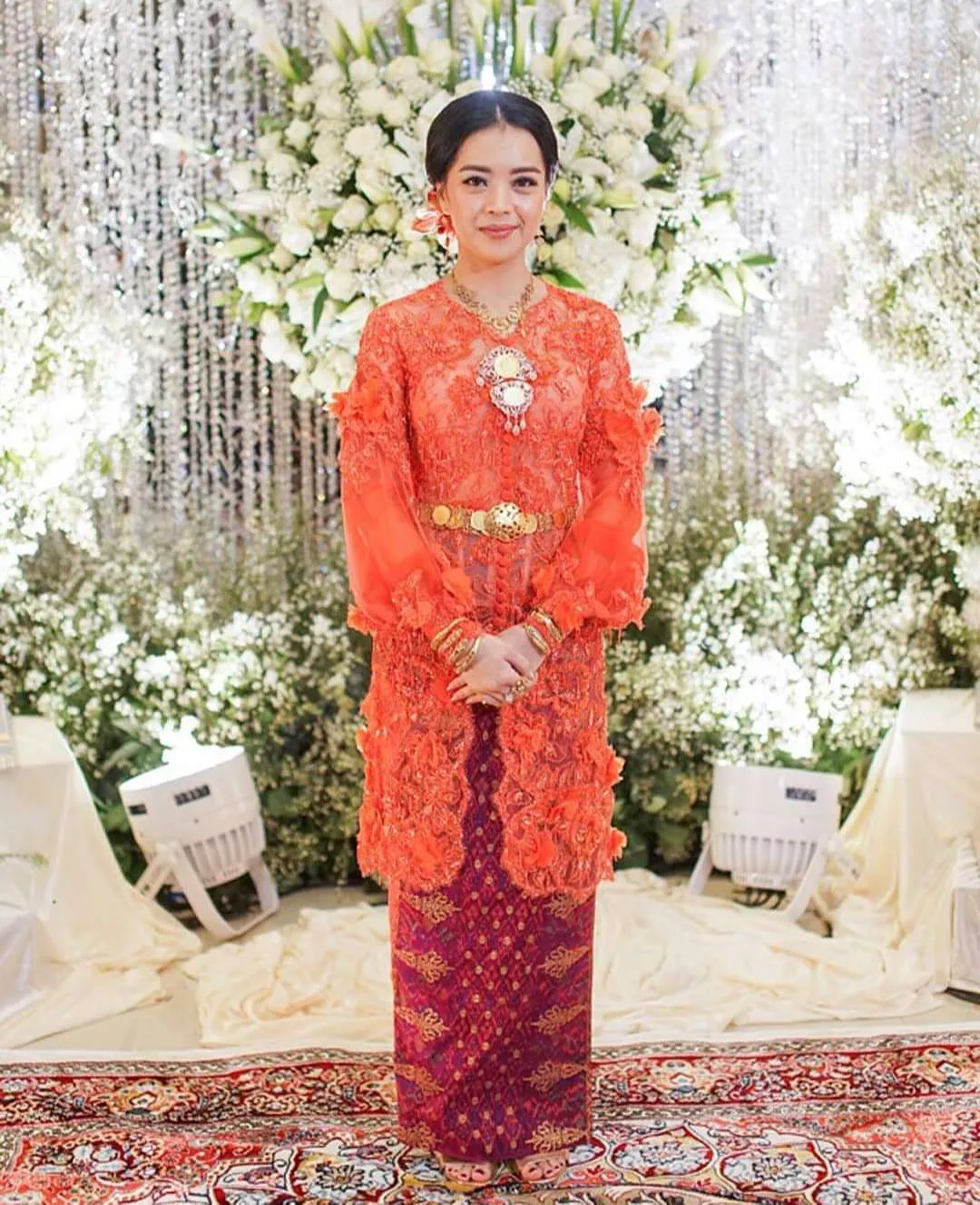 20+ Model Kebaya Terbaru 2023 - Portalmadura.com model kebaya brokat dan rok lilit terbaru