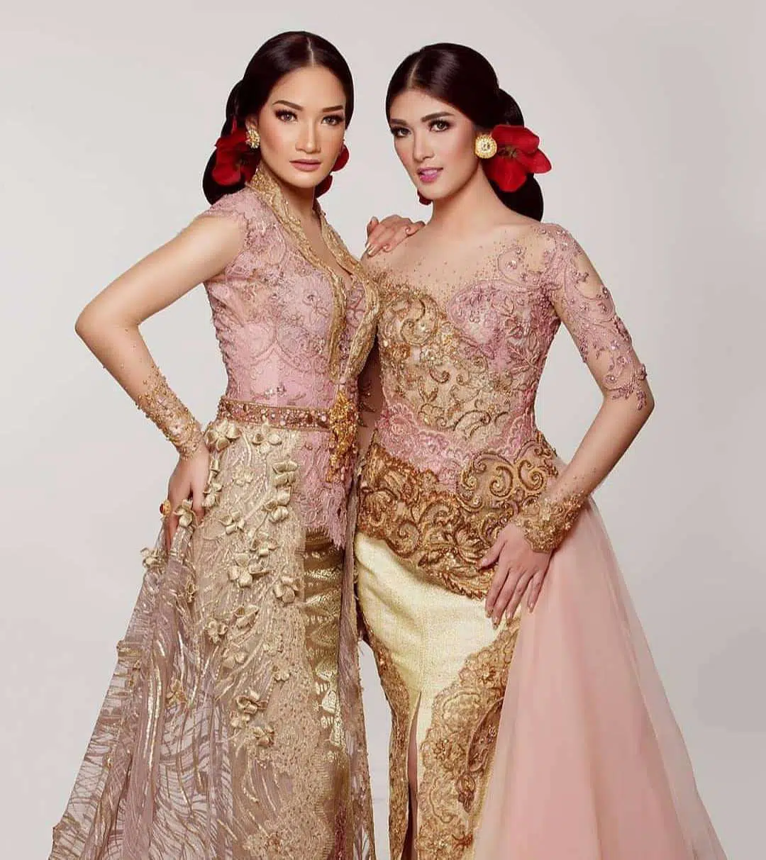 Model kebaya brokat terbaru 2020