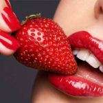 3 Cara Buat Bibir Merah Merona Secara Alami