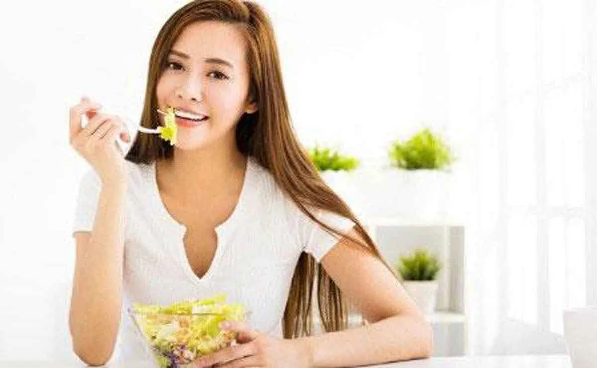 3 Jenis Makanan yang Dipercaya Ampuh Atasi Jerawat