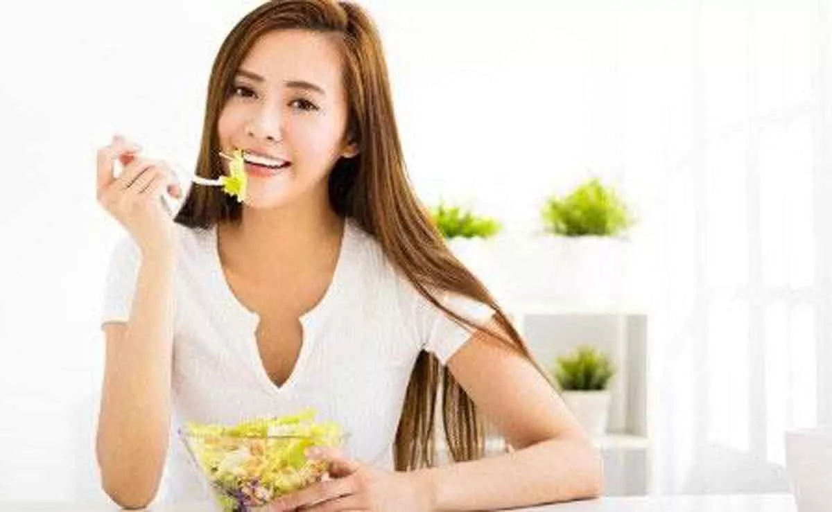 3 Jenis Makanan yang Dipercaya Ampuh Atasi Jerawat