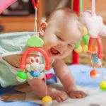 4 Hal Penting dalam Memilih Mainan untuk Bayi