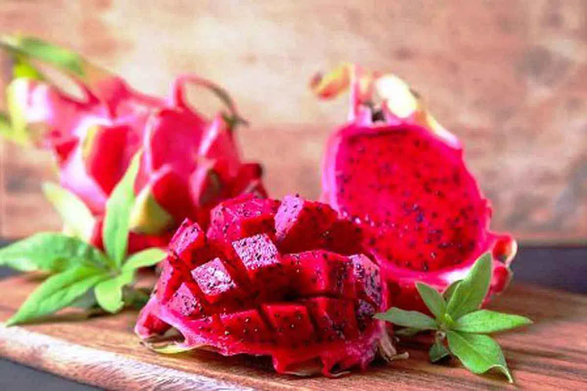 4 Manfaat Buah Naga Bagi Kesehatan
